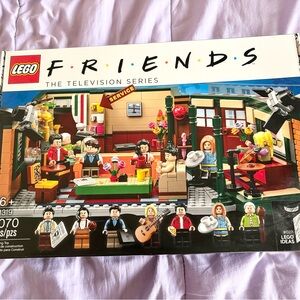 LEGO Friends TV Series Central Perk Set